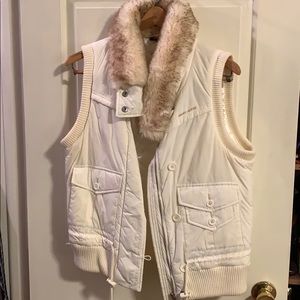 DKNY Active Vest. Size LG. Never Worn. Off White.